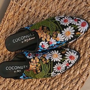 Coconuts by Matisse Floral Embroidered Mules 6.5M